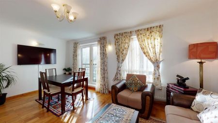 2 bedroom flat to rent - Photo 2