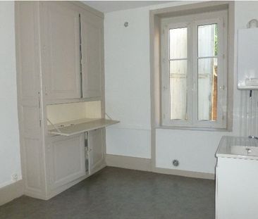 Location Appartement 3 pièces 72m² - Photo 5