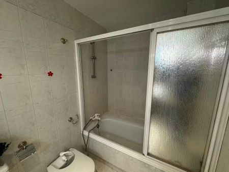 Calle del Golfo de Salónica, Madrid, Community of Madrid 28033 - Photo 2