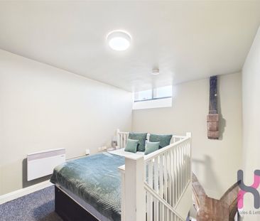 1-bed studio to let in Liverpool - Photo 3