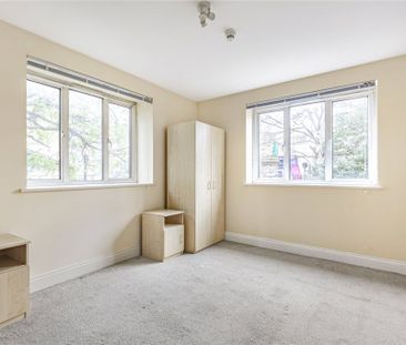 Old Station Way, London, SW4 - Photo 4