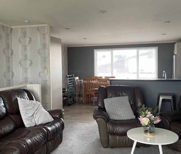 Townhouse Living - Photo 5