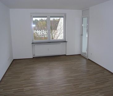 2-Zimmer-Wohnung mit Einbauküche für eine Person geeignet - Photo 1