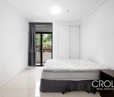 Secure and Furnished Modern Studio Apartment - Photo 1