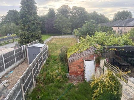 Fieldside, Crowle, Scunthorpe, Lincolnshire, DN17 - Photo 4