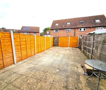 Nickelby Close, London - Photo 2