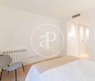 Penthouse for rent in Vallehermoso (Madrid) - Photo 3
