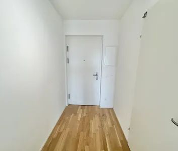 ab sofort verfügbar: moderne 1 Zimmer Wohnung im 18. OG - Photo 2