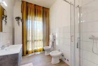 Via Cernaia, Padova, Veneto 35141