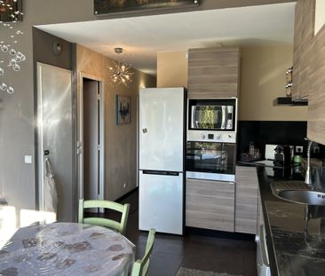 MALLEMORT - DOMAINE DE PONT ROYAL. Appartement meublé de 45m - Photo 6