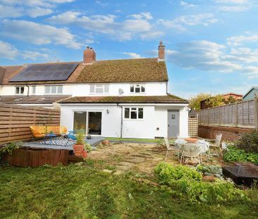 3 bedroom semi-detached house to rent - Photo 3