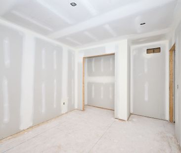 For Lease - 6672 Hawkins Street, Niagara Falls, Ontario - Photo 2