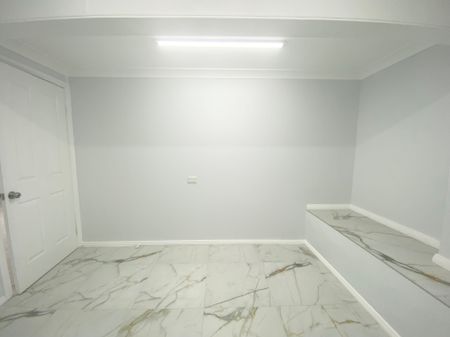 Semi-Attached 3-Bedroom House With Water Included - Photo 2