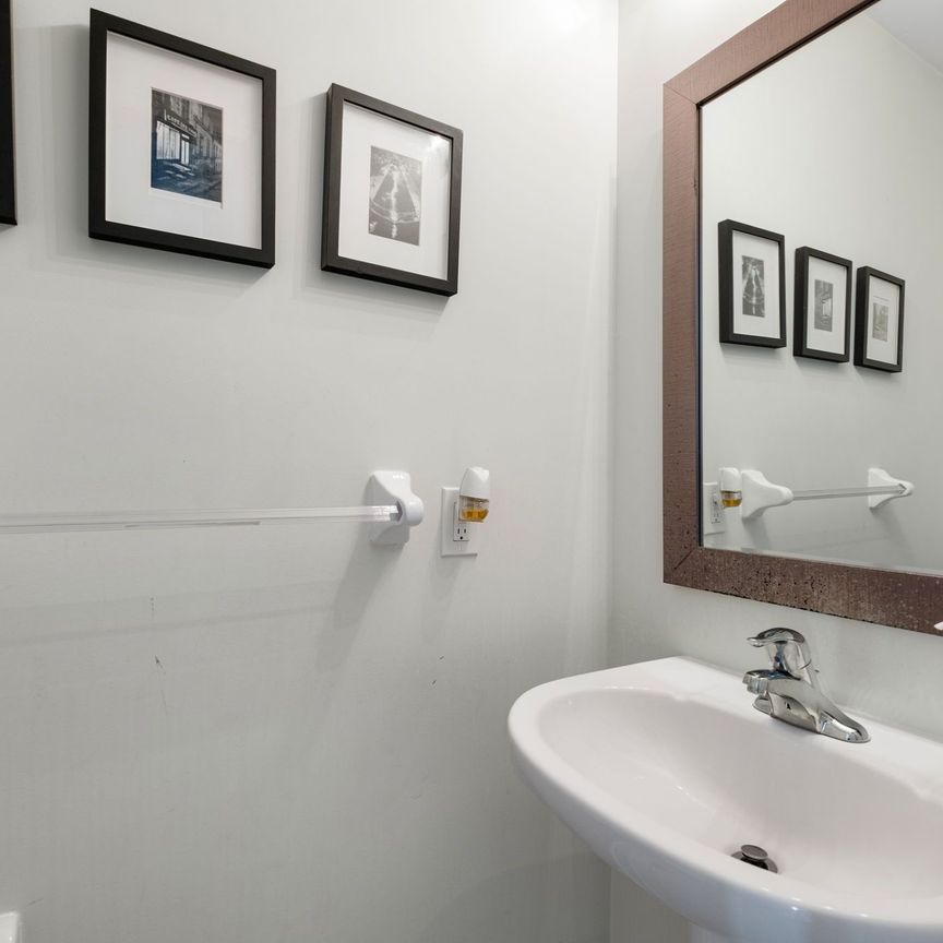 For Lease - 21 Ypres Road, Toronto, Ontario - Photo 1