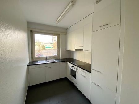 "Sanierte Wohnung in kleinem gepflegtem Mehrfamilienhaus an guter Lage" - Photo 2