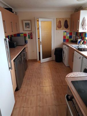 1 bedroom semi-detached house to rent - Photo 1