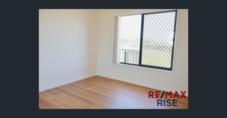 A Family Home You’ll Love – With Views You’ll Never Forget - Photo 4