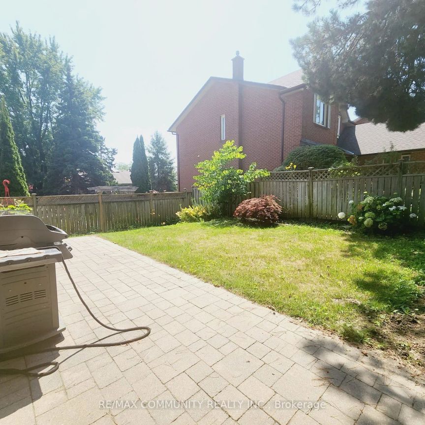 Detached Home For Lease | E9237552 - Photo 1
