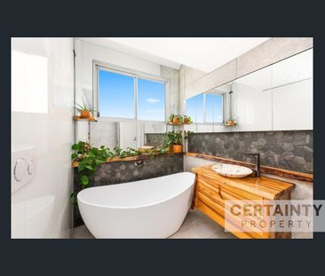 Brand new, distinctive two-level Home for Rent - Photo 4