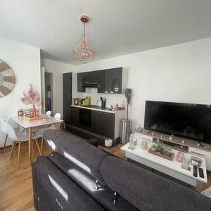 Location Appartement 2 pièces 31m² - Photo 2