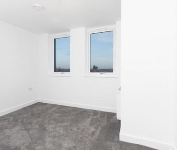 Broadway, Peterboough - Photo 1