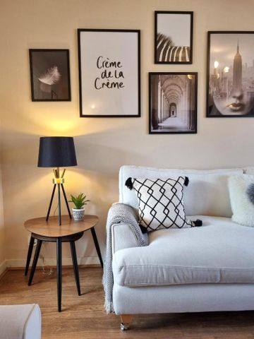 2 bedroom private hall to rent - Photo 2