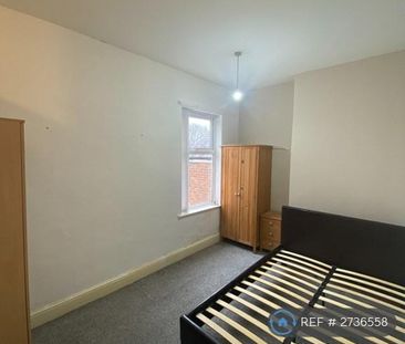 3 bedroom terraced house to rent - Photo 6