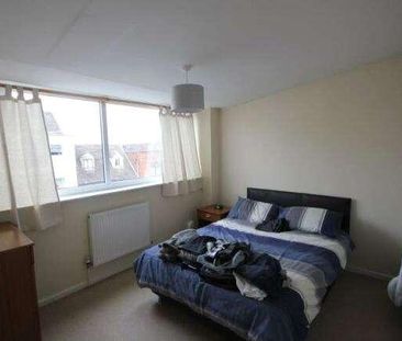 Queens Court, Tewkesbury, Gloucestershire, GL20 - Photo 2