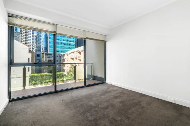 Unit 35/33 La Trobe Street, Melbourne. - Photo 1