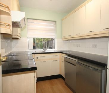 Prairie Road, Addlestone - Photo 6