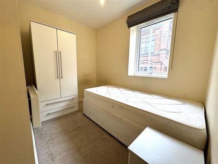 Brunswick Court, Leeds City Centre, LS2 7SA - Photo 2