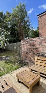 315 Crookesmoor Road - Photo 4