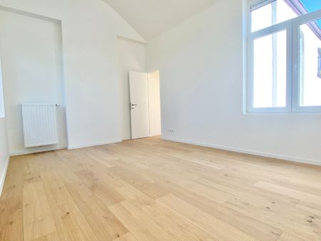 Gerenoveerd appartement met 2 slpk en terras op top locatie - Foto 5