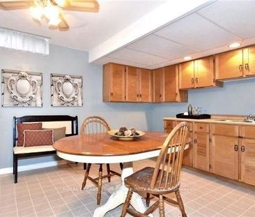 For Lease - 51 Falan Heights Crescent, Aurora, Ontario - Photo 2