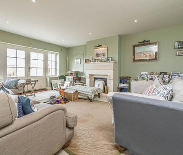 5 bedroom detached house to rent - Photo 4