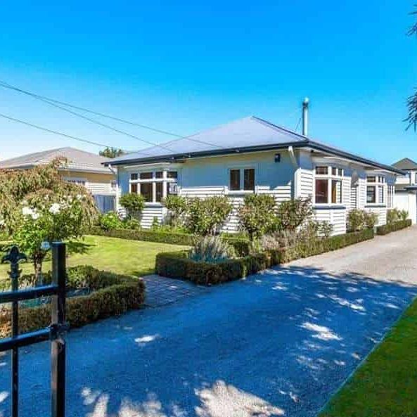 Beautiful Family Home - Photo 1