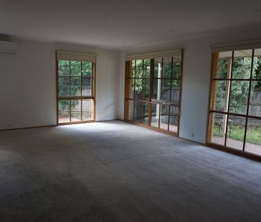 2/261 Station Road, New Gisborne - Photo 3