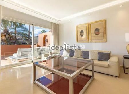 Alquiler de dúplex en Calle Isabel de Valois - Photo 4