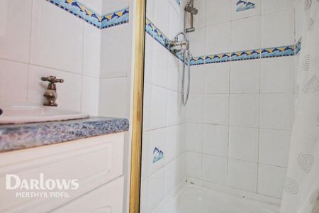 2 bedroom terraced house to rent - Photo 4