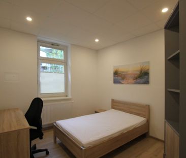 Modernes und helles möbliertes 2 Zimmer Apartment in zentraler Wohn... - Photo 4