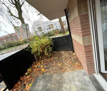 T2 de 37.52 m² avec mise à disposition du mobilier, rue Hegel – Eur... - Photo 2