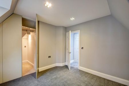 3 bedroom end of terrace house to rent - Photo 4