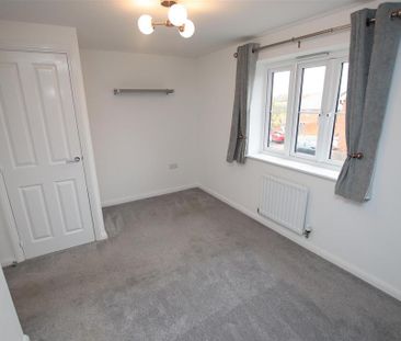 2 bedroom terraced house to rent - Photo 2