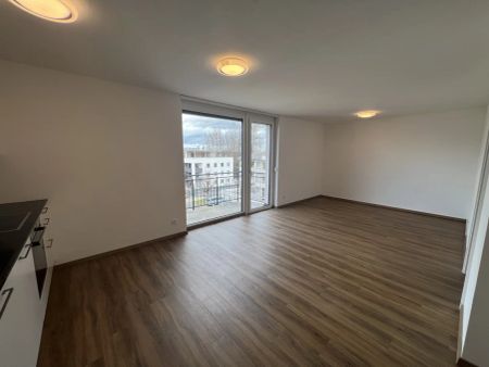 Großzügige 3 Zimmerwohnung mit Balkon - Foto 3