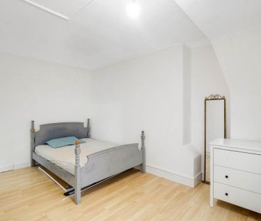 3 bedroom apartment to rent - Photo 5