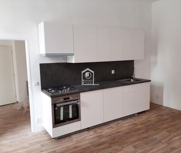 Pronájem bytu 2+kk 65 m² - Photo 1