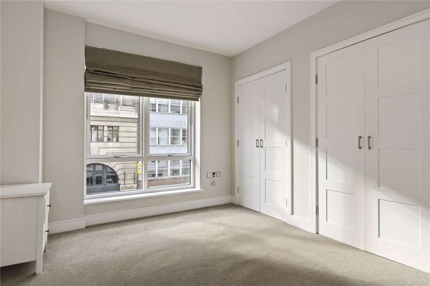 Two bedroom, two bathroom flat in Hatton Garden. - Photo 1