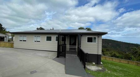 Recently renovated - Photo 2