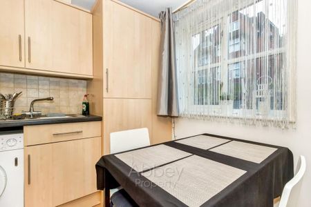 1 bedroom flat to rent - Photo 3