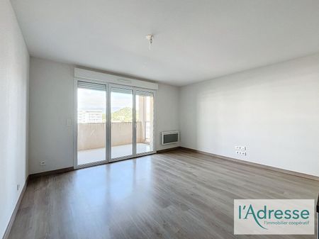 Location appartement 3 pièces, 62.00m², Ajaccio - Photo 3